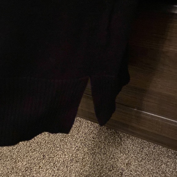 Top - Picture 3 of 7